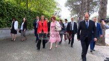 Negociatat, pas takimit me Metën Federica Mogherini në këmbë drejt kryeministrisë, e pret Bushati
