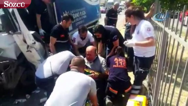 Zincirleme kazada 6 araç birbirine girdi