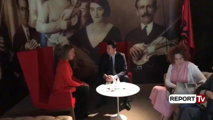 Report TV - Basha takohet me Mogherinin në Rinas