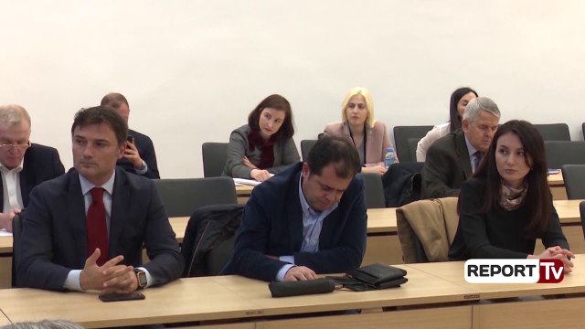 Report TV - Mblidhet Këshilli Kombëtar i PD, sot votohet statuti i ri, Basha fsheh ndryshimet