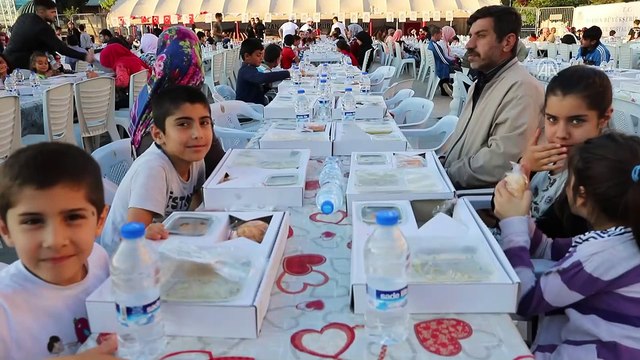 Binlerce kişi iftar çadırlarında buluştu - MARDİN
