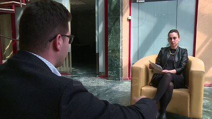 “Doktor” me plagjiaturë, pedagogut i hiqet grada shkencore - Top Channel Albania - News - Lajme