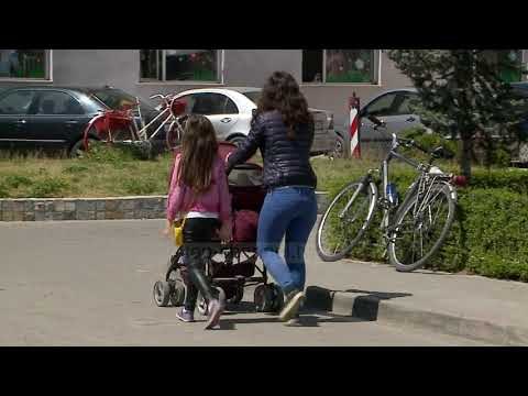 Fruthi, 600 të prekur. Çdo ditë të prekur në QSUT - Top Channel Albania - News - Lajme