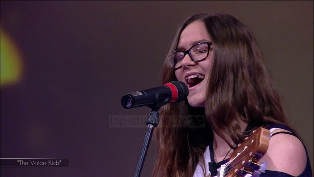 Klea dhe Sindi, kolazh me këngët më të famshme të trajnerëve të tyre në The Voice kids !