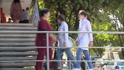 600 te prekur nga fruthi