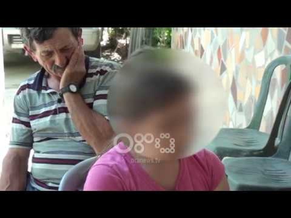 Ora News - Denoncimi i familjarëve në Sarandë, mësuesi puthi në buzë nxënësen e klasës V