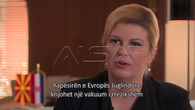 Обраќањето на Туск на македонски, не остана незабележано во Грција