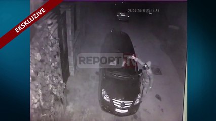 Report TV - Elbasan, digjet makina e pedagogut, mendohet shkak profesioni