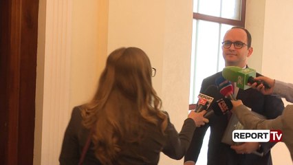 Report TV - A ndiheni të rrezikuar për shkarkimin në shtator? Bushati e Majko ikin me vrap