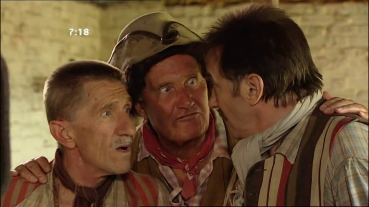 ChuckleVision - S17, E10: Smugglers