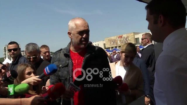 Ora News - Panairi i punësimit 2018, Na duhen punonjës dhe rruga!