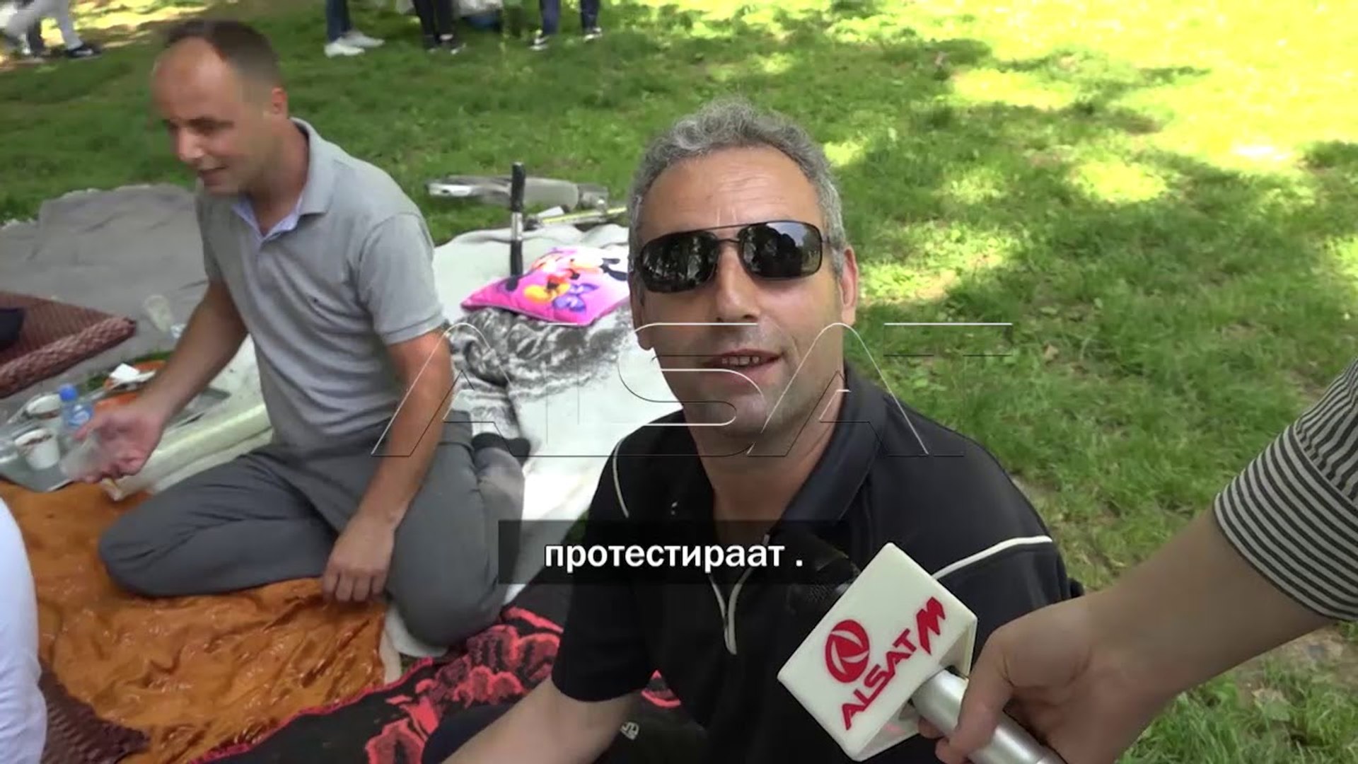 Музика и скара, граѓаните го одбележаа 1-ви мај