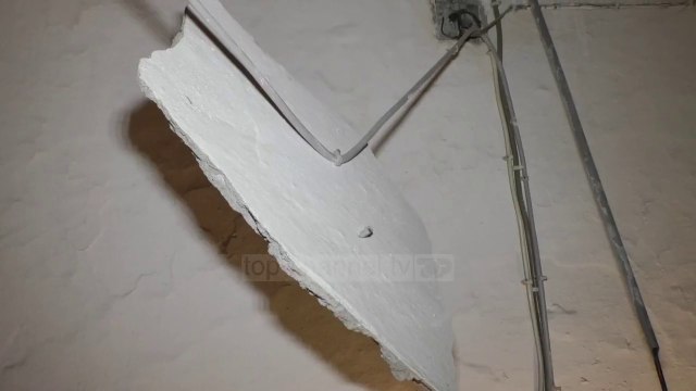 Dy shpërthime në Vlorë, pranë policisë dhe bashkisë - Top Channel Albania - News - Lajme