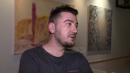 Ekspozitë në restorant - Top Channel Albania - News   - Lajme