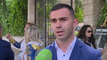 Peshëngritësit nuk dorëzohen - Top Channel Albania - News   - Lajme