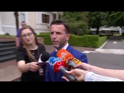 Ora News - Deputetët komentojnë dorëheqjen e Saimir Tahirit, ja si përgjigjet Xhafaj