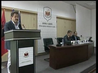 Shkumbin Kastrati i'u përgjigjet asambleistëve