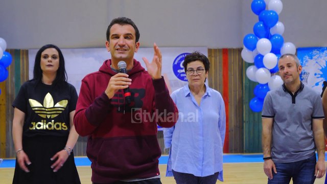 Shkolla “4 Deshmoret” hap dyert per te rinjte