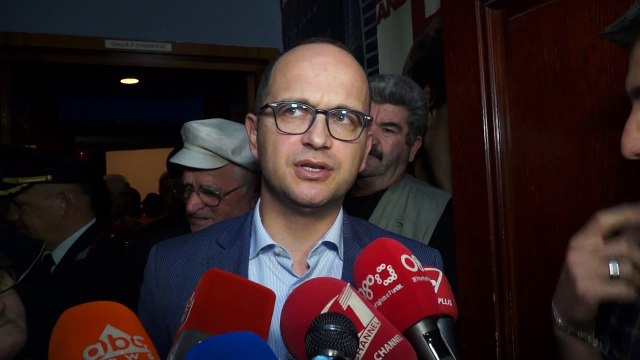 Ora News - Negociatat për detin, Bushati: Synojmë marrëveshje të drejtë dhe të zbatueshme