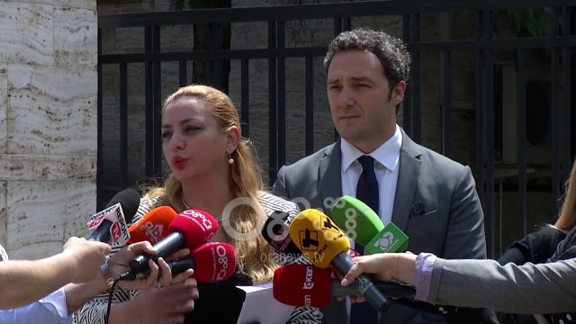 Ora News - Të dhënat personale, PD padit Ramën, Nikollën dhe Manastirliun