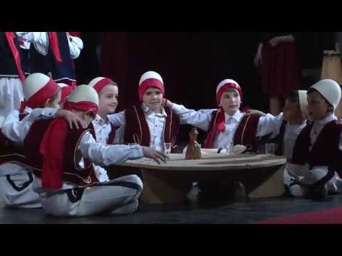 Shënohet festa e shkollës ''Mustafa Bakija'' në Gjakovë - Lajme