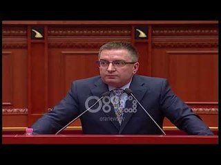 Luan Rama "dedikim" zv. kryeministres Senida Mesi