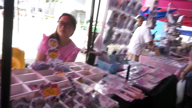 Vlog 9 | ตามล่าหาของแจกในงานคอนเสิร์ต GOT7 2018 WORLD TOUR 'EYES ON YOU' IN BANGKOK