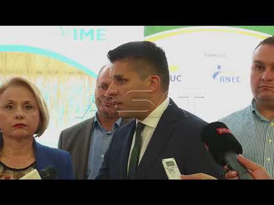 Министерот за земјоделство не одговори како ќе се справи со заканите на мелничарите
