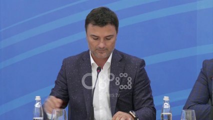 Ora News - PD: Prokuroria të merret me ministrin e Brendshëm Fatmir Xhafa