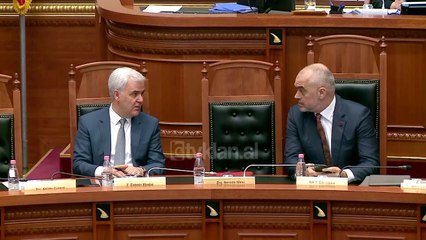 Download Video: PD vijon akuzat ndaj ministrit Xhafaj