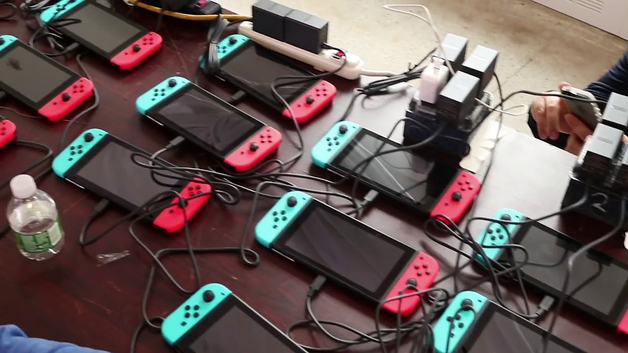 Ariana Grande, Jimmy & The Roots Sing "No Tears Left to Cry" w/ Nintendo Labo (Sneak Peek)