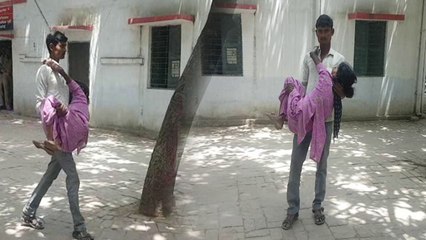 हरदोई में महिला को बुरी तरह पीटा, गोद में उठाकर पुलिस के पास ले गया बेटा