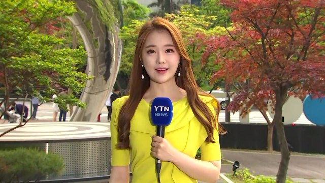 [날씨] 오늘 최고 더위, 서울 29.3℃...내일 벼락 동반 호우 / YTN
