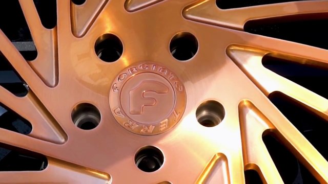 VÍDEO: Forgiato se ceba con este Jeep... Llantazas