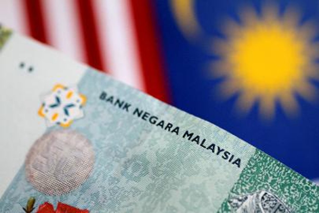 Zeti: Ringgit will perform better when confidence is restored