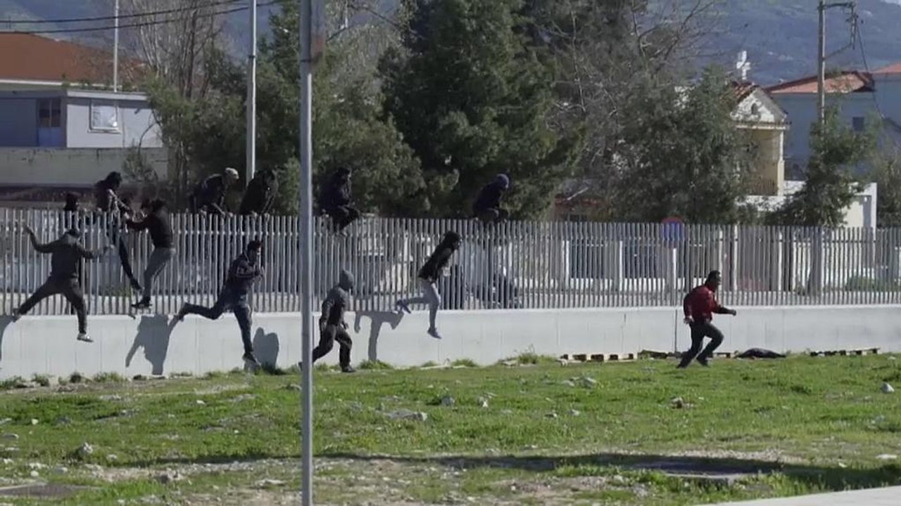 Griechenland: Razzia soll Migration nach Italien bremsen