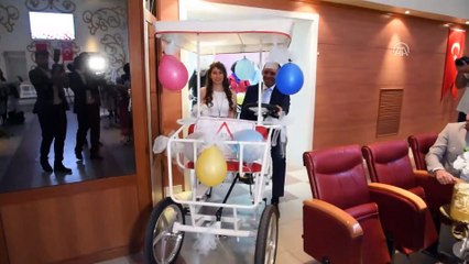 Nikahlarına bisikletli konvoy eşliğinde gittiler - KOCAELİ