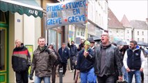 Grève à Stumec : les salariés manifestent et poursuivent leur grève