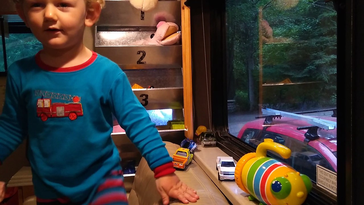 VID_20180508_191929.mp4