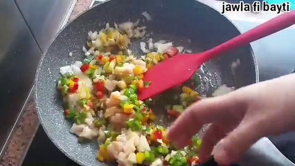 مقلاتي العملاقة و لكن فعيلها شهيوات رمضان خبز دقيق الكامل بالحشوة لذيذ جدااا و المهم صحية