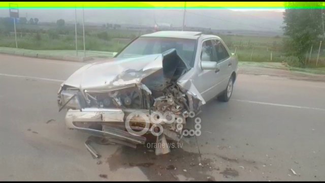 Ora News - Pogradec, Benzi me katër vajza përplaset me një tjetër mjet, tri plagosen
