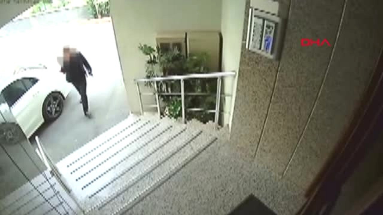 1-Telefonla Aradıkları Yaşlıları 'Torununum. Başım Belada Diyerek Dolandırıyorlardı