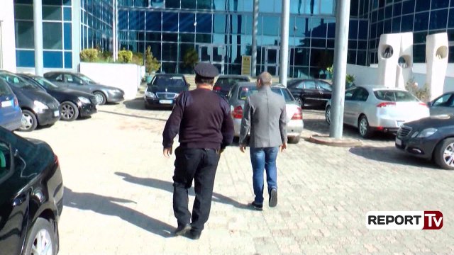 Report TV - Vendimi i Gjykatës, të gjitha faktet që çuan Saimir Tahirin në arrest shtëpie