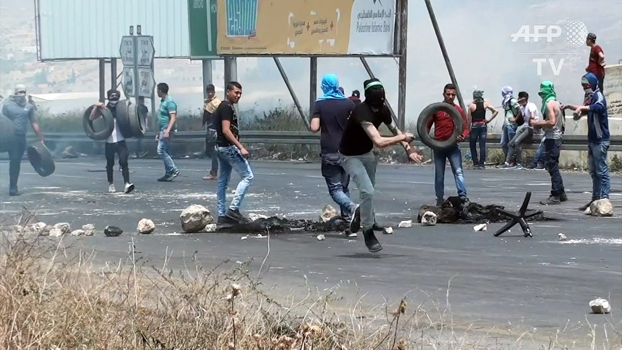 اشتباكات بين الفلسطينيين والقوات الإسرائيلية في نابلس