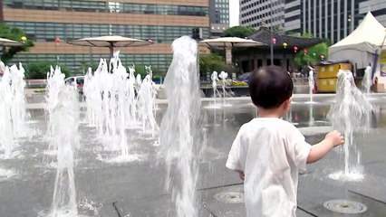 [날씨] 올들어 가장 더웠다...내일부터 벼락에 호우 / YTN