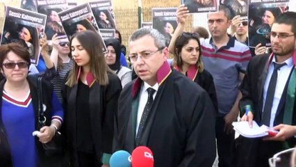 Kılıçla kız arkadaşını öldürdü, 'hatırlamıyorum' dedi