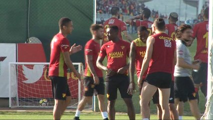 Tamer Tuna: “Galatasaray şampiyon olur, olmaz, bunlar bizi ilgilendiren, önemli şeyler değil”