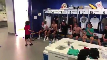 Real players with Enzo