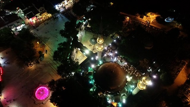 Eyüp Sultan’daki ilk teravih Namazı havadan görüntülendi