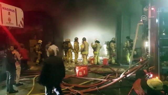 Plastik oyuncak imalathanesinde yangın - İSTANBUL